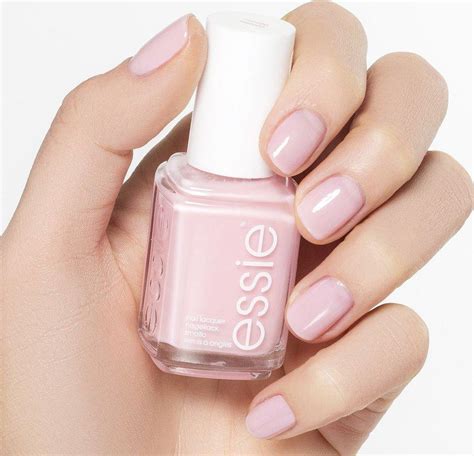 essie nail polish muchi